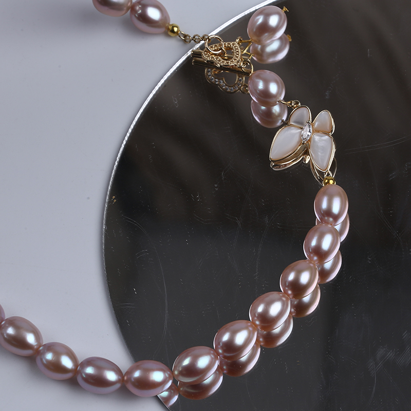 Fashion Pearl Butterfly Necklace for Women